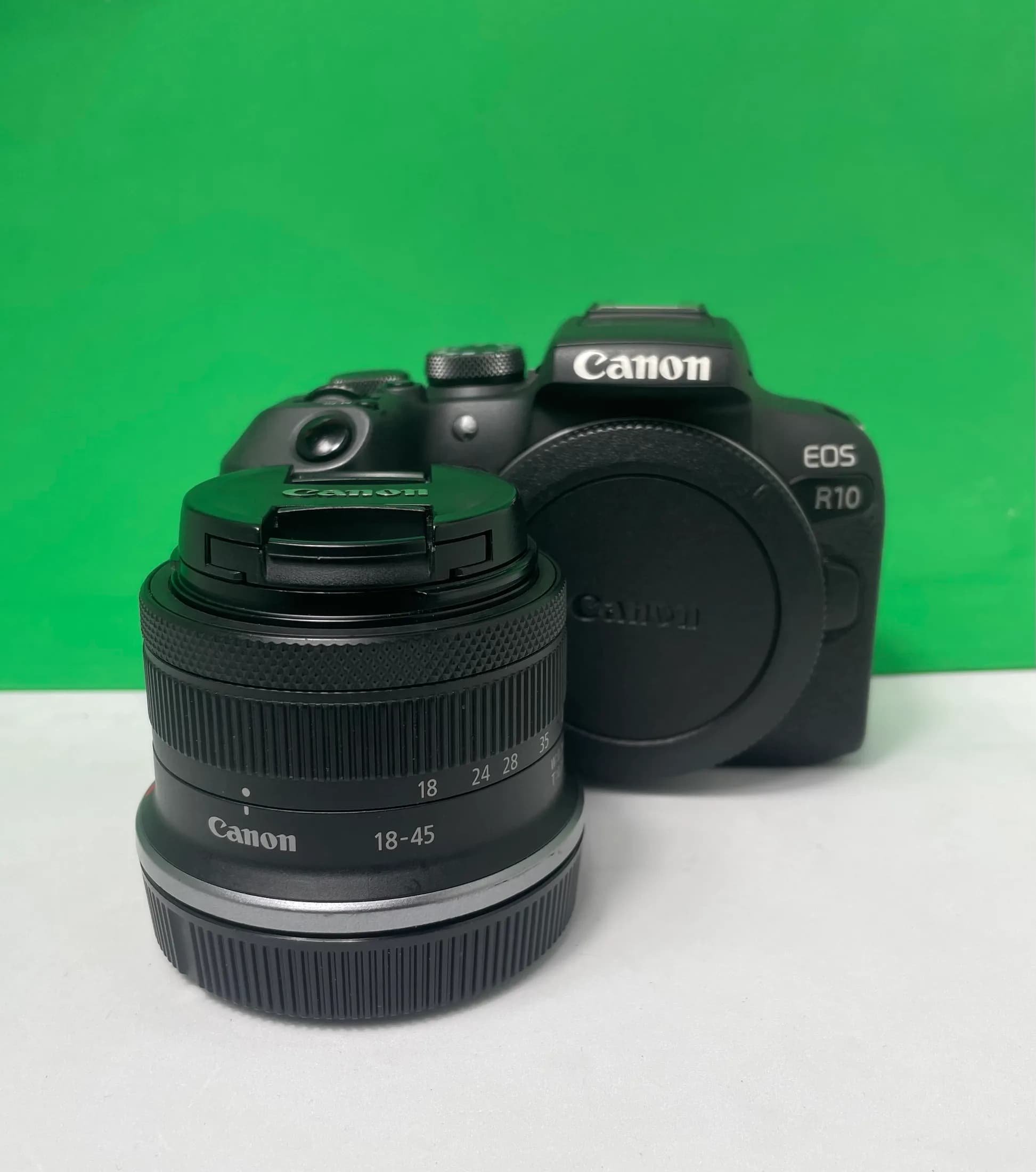 Canon EOS R10