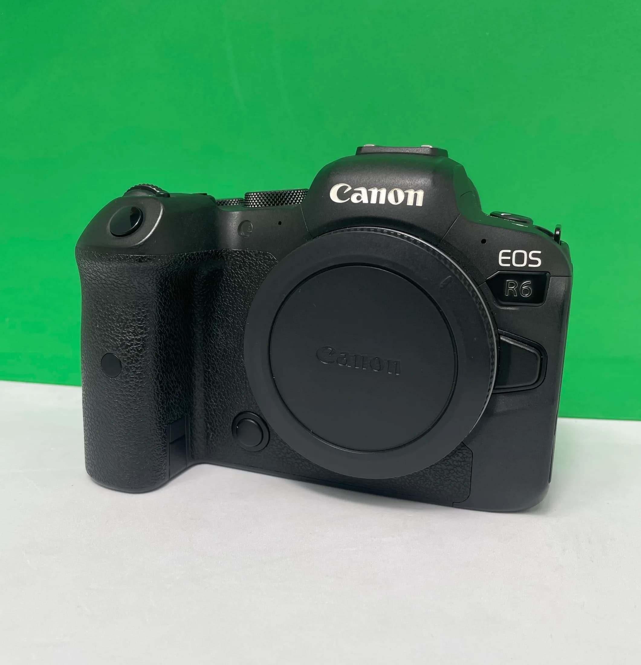 Canon EOS R6